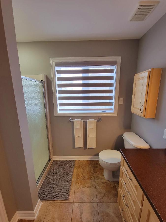 Cozy 3 Bedroom Town House 20 Min From Ottawa Down Town And Airport Buitenkant foto